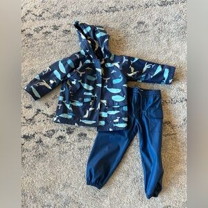 Hatley 2T rain coat and splash pants